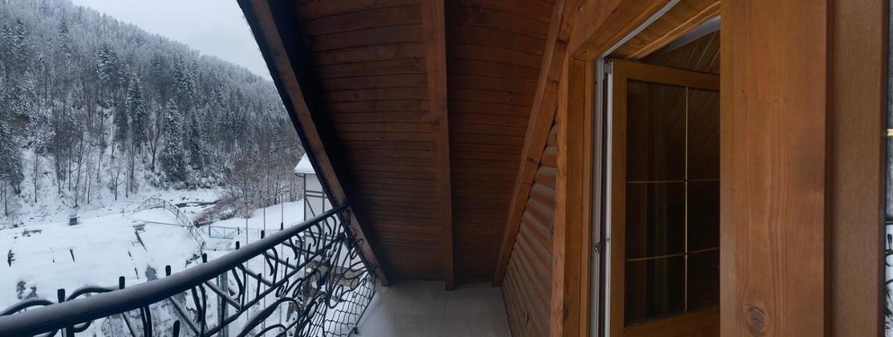 Hotel Писанка Плюс Jaremče Exteriér fotografie